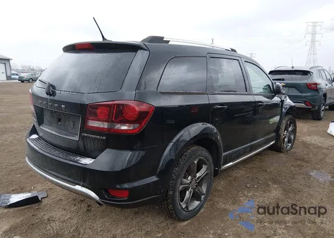 2015 Dodge Journey Crossroad z USA, uszkodzony, nr VIN 3C4PDCGB1FT580169